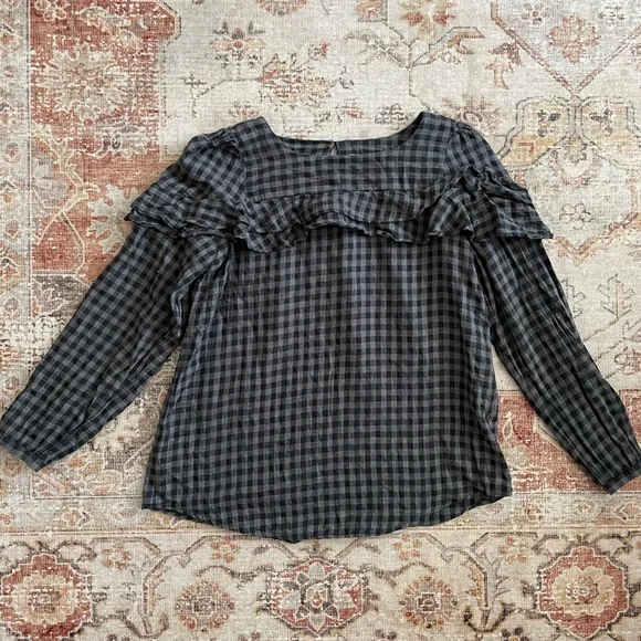 LOFT Ruffle gingham long sleeve top - Picture 2 of 5